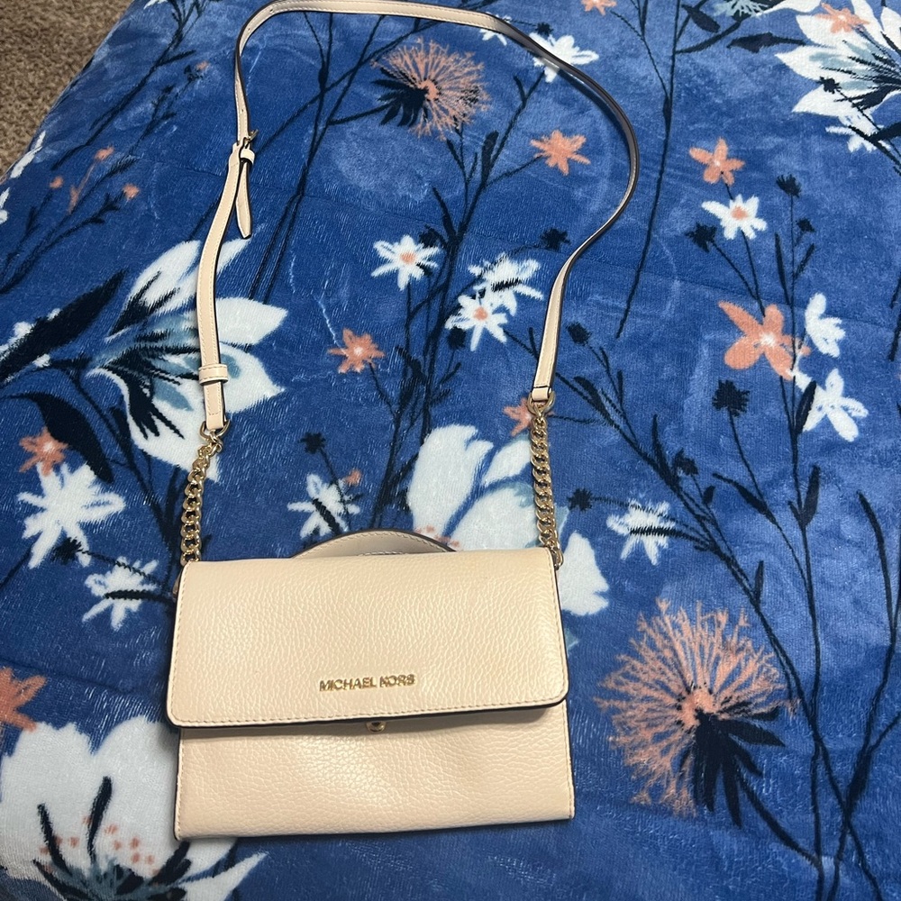 Michael kors purse